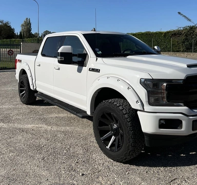 Ford F-150 LARIAT