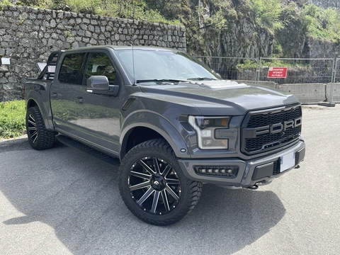 Ford F-150 RAPTOR 